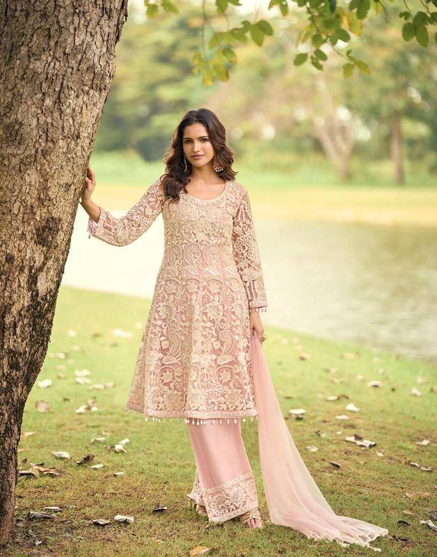 Sayuri sabnam Indian Salwar Kameez manufacturers